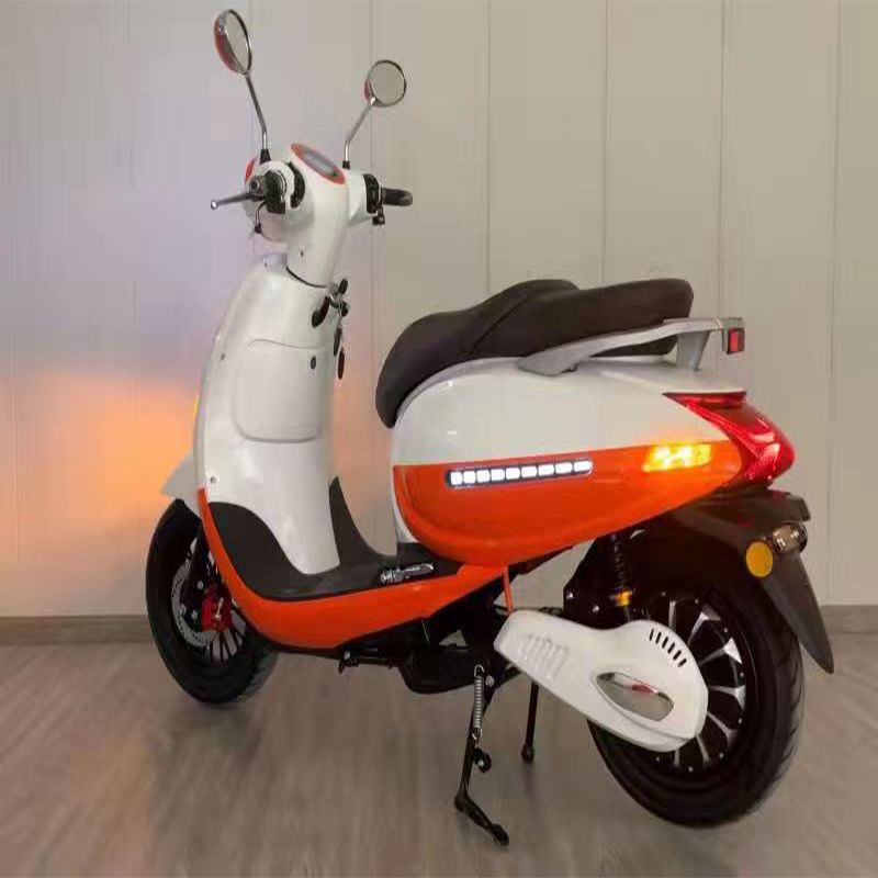 Longgui Hot Sell and High Power and Long Distense Electric Motorcycle with 60V32ah