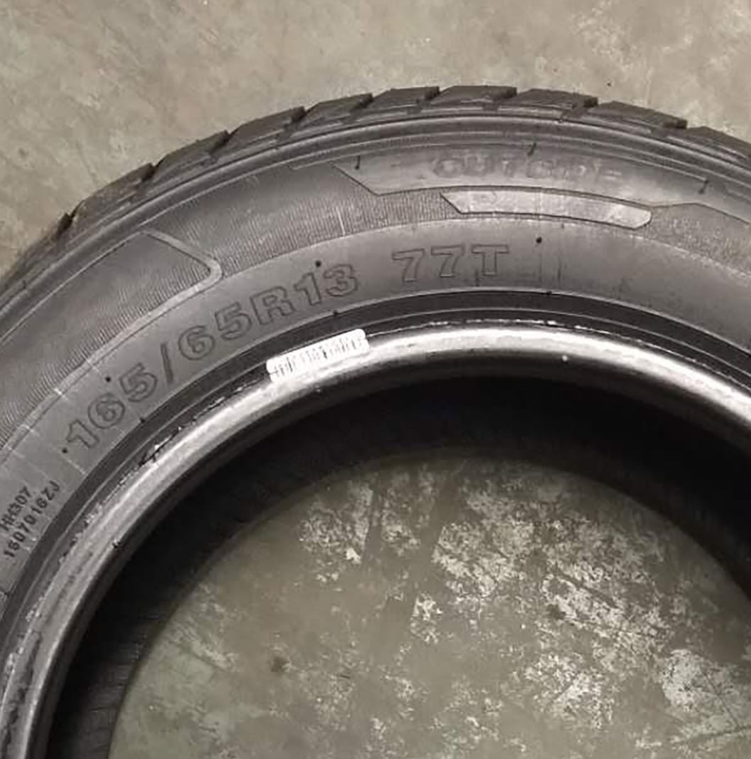 Hanmix Brand PCR UHP/Van/SUV/4X4/at/Mt/Ht/Rt All Season Summer Passenger Car PCR Tyres Mix-Plus