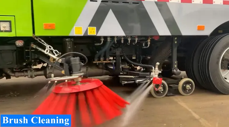 Chinese Manufacturer 5000 Liters Water Tank and 5000 Liters Waste Suction Tank High Pressure Street Water Washing Truck Road Sweeper Truck