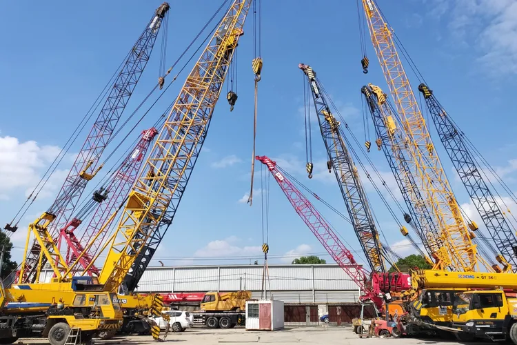 Used Zoomlion Qy70V 70 Ton Truck Crane in Best Condition for Sale